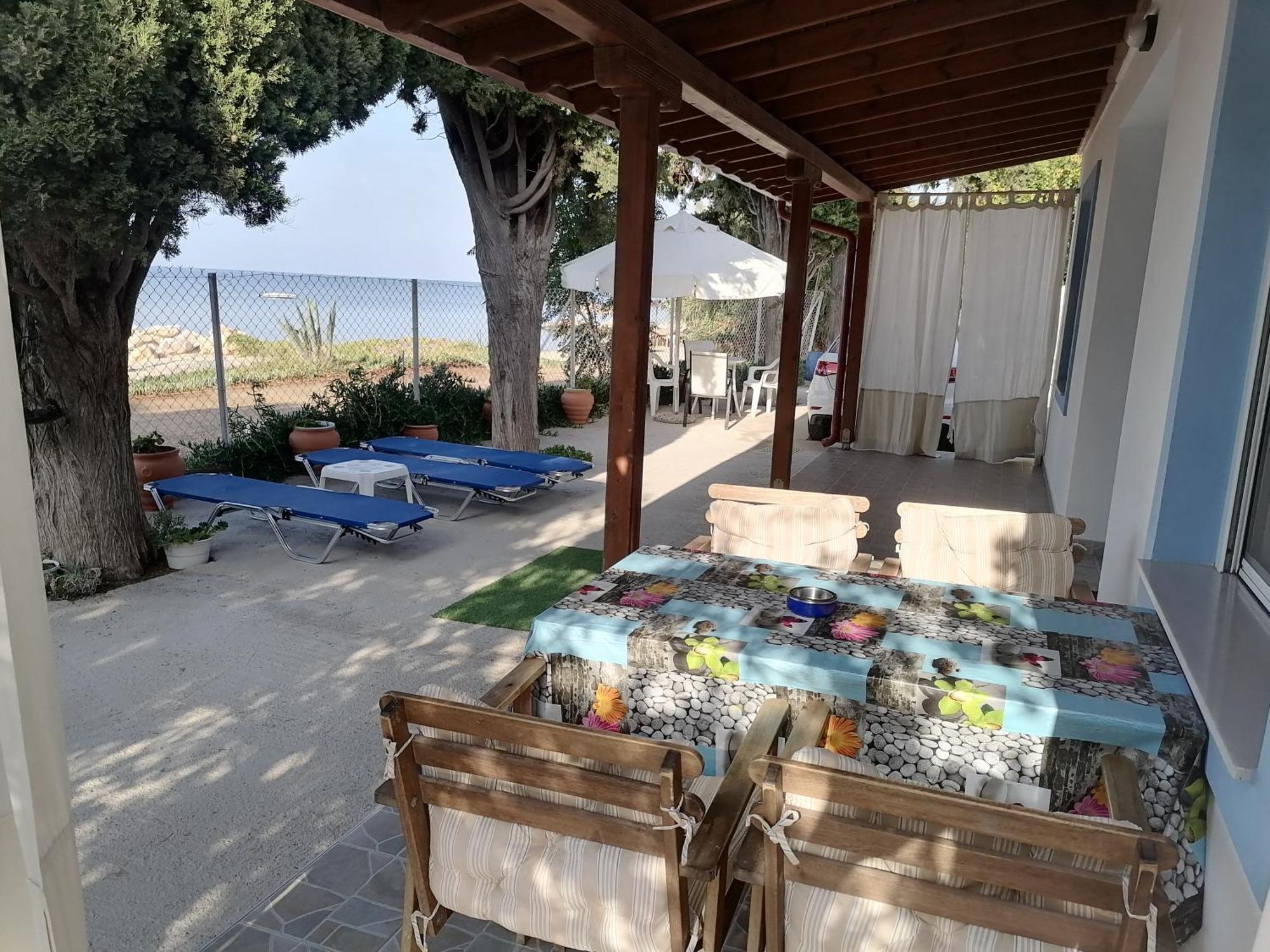 Porto Almira Beachfront House Nikiti  Exterior photo